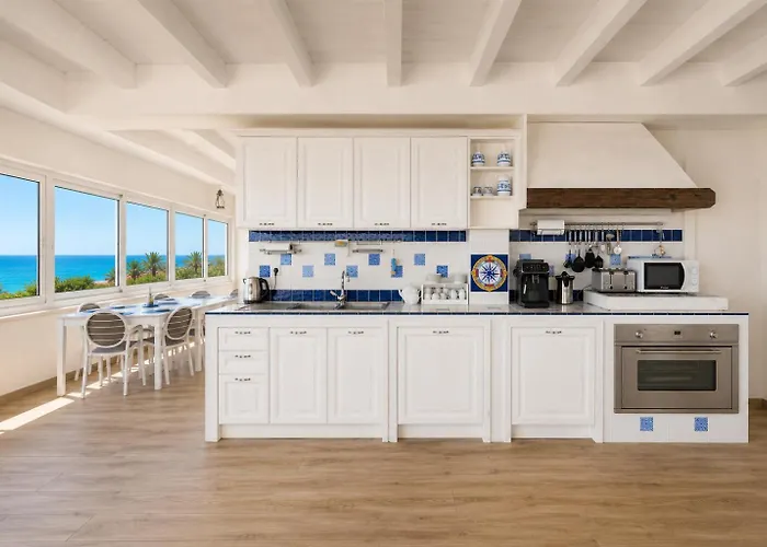B&B TORRE AZUL FRONTEMARE - Bisceglie